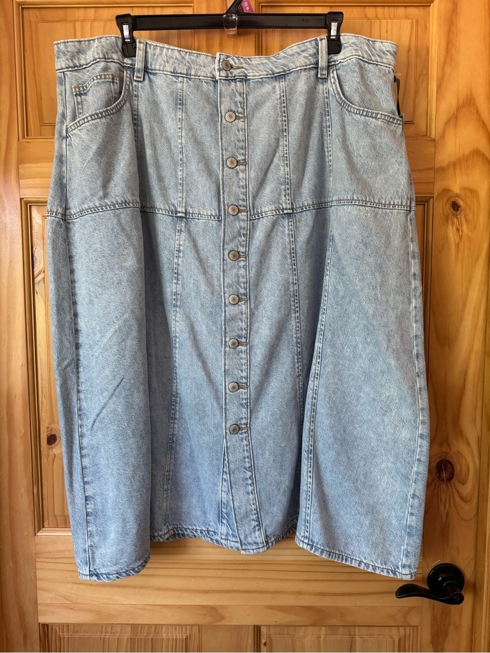 Terra & Sky Faded Blue Button-Front Denim Midi Skirt Plus size 22W - Picture 3 of 14